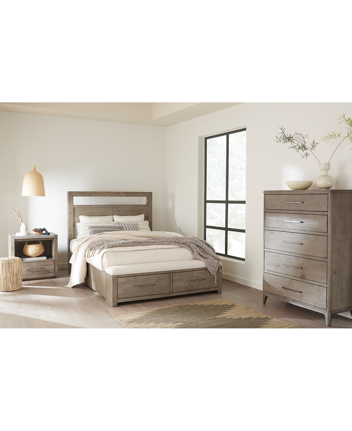 Furniture Intrigue Bedroom 3-pc. Set (queen Bed, Nightstand & Chest)