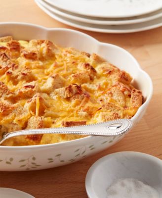 Butterfly Meadow Scalloped Oval Baker, 2 Qt.