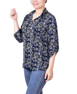 Petite 3/4 Ruched Sleeve Studded Y-neck Top