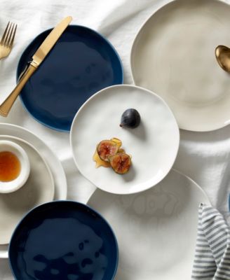 Bay Colors Solid Dinner Plates, Set of 4