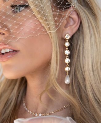 Elegantly Modern Crystal Earrings in 18K Gold Plating