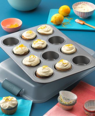 Bakeware Set Calphalon Cupcake Pan With Cover Calphalon Nonstick