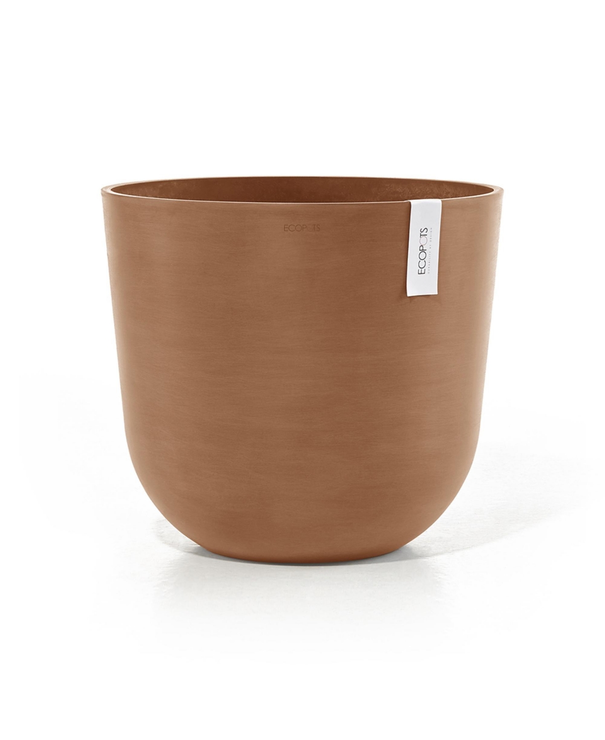 Oslo Durable Indoor and Outdoor Planter, 17.75in - Terracotta