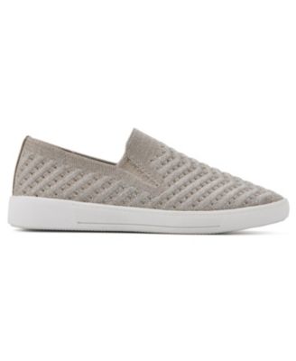 Women's Courage Slip On Sneakers