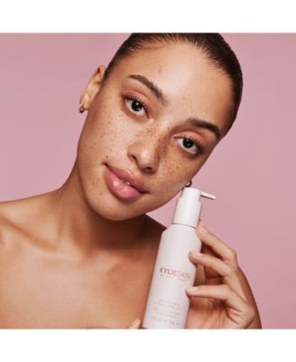 Kylie Cosmetics Clarifying Cleansing Gel Mini