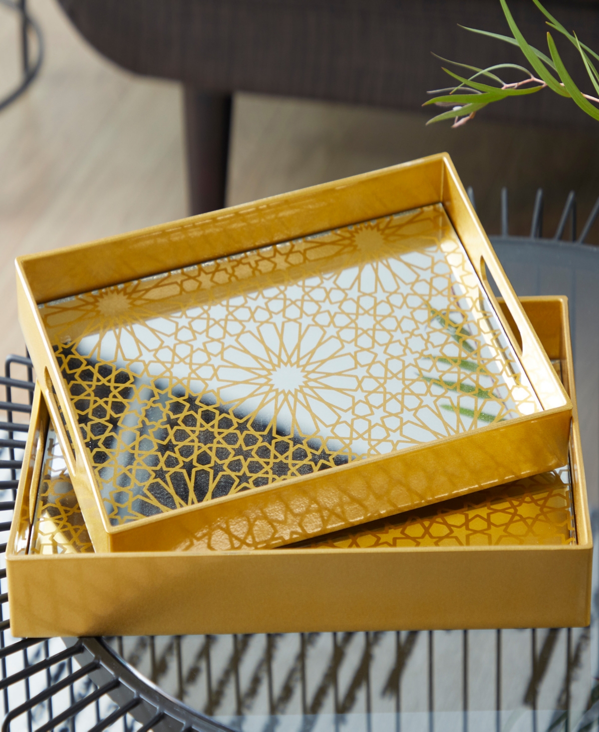 CosmoLiving by Cosmopolitan Plastic Mirrored Geometric Tray, Set of 2, 14