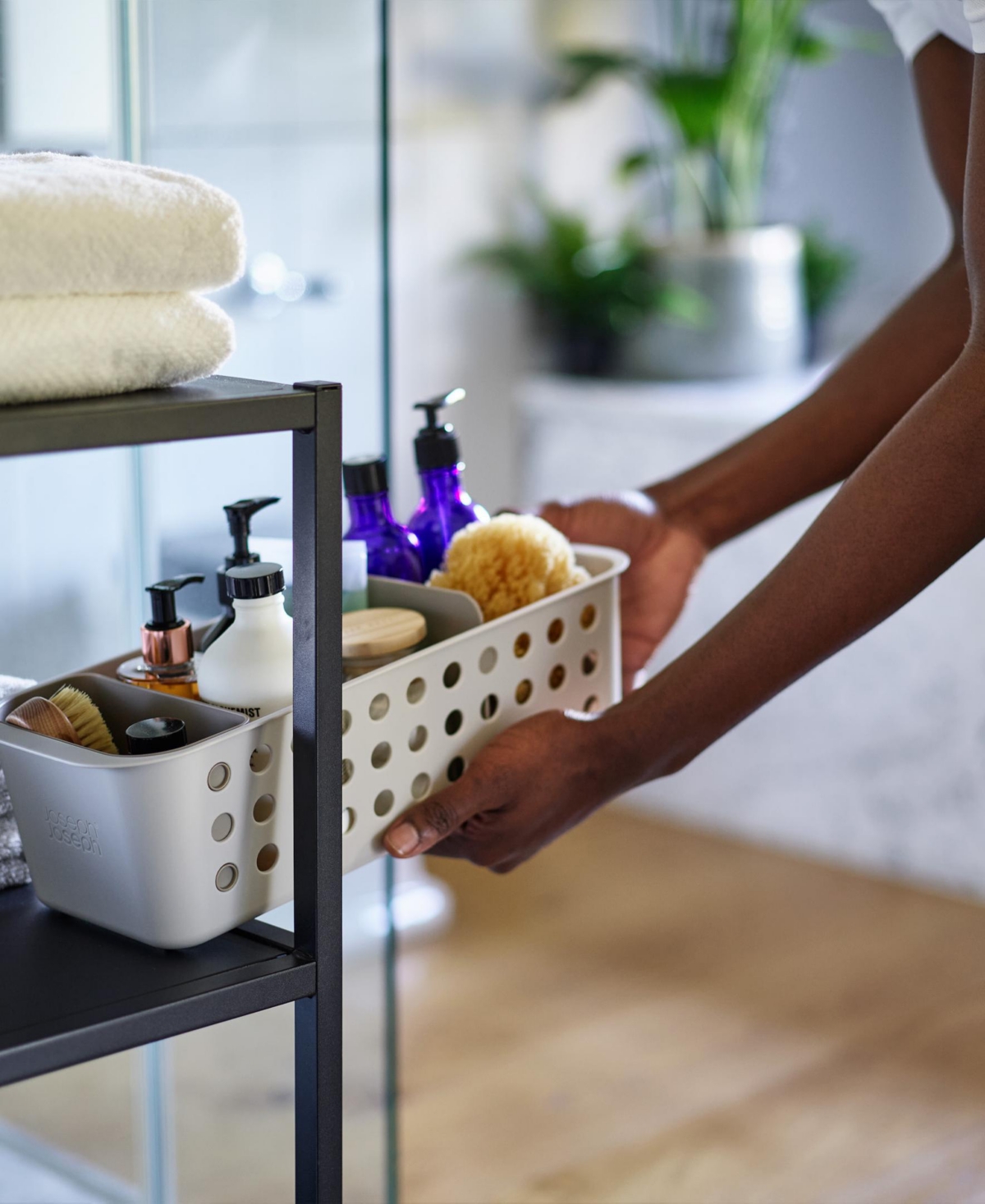 Joseph Joseph Easystore Slim Line Bathroom Storage Basket In Ecru