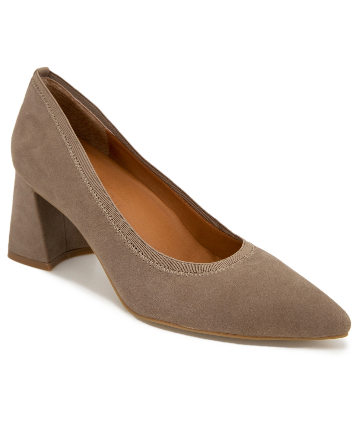 Gentle Souls Women's Dionne Block Heel Pointy Toe Pumps