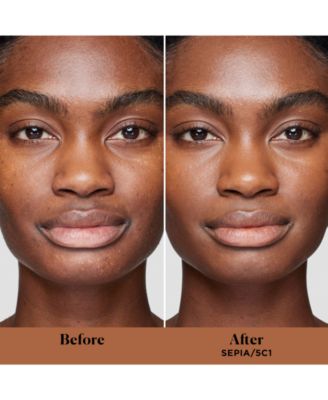 Real Flawless Weightless Perfecting Waterproof Foundation