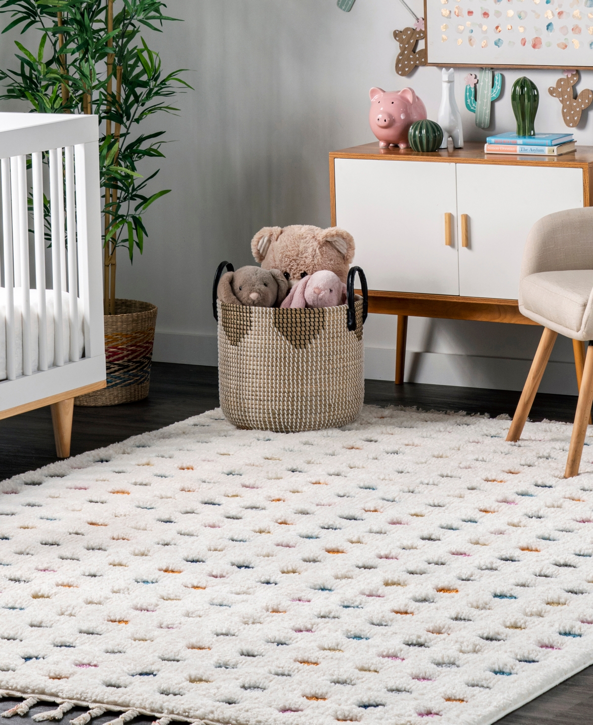 nuLoom Loft Behati Polka Dot Kids Tasseled 5'3" x 7'6" Area Rug