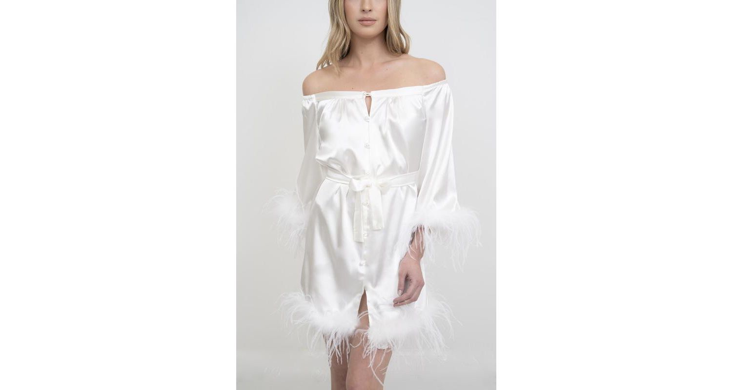 Women's Bridal Off-The-Shoulder Hair and Makeup Robe Feather Trim On The Sleeve and Hem