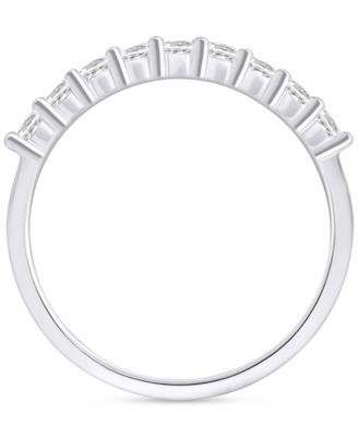 Diamond Wedding Band (1/2 ct. t.w.) in 14k Gold