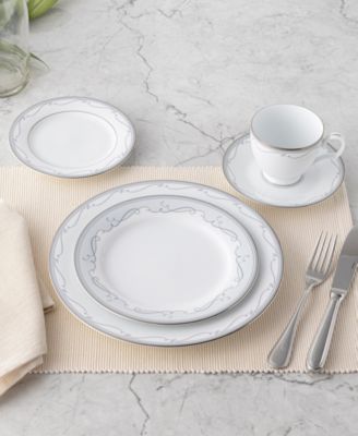 Satin Flourish Set of 4 Dinner Plates, 10.50"