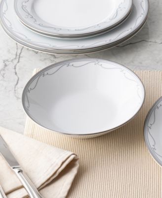 Satin Flourish Set of 4 Soup Bowls, 7.50", 12 oz.