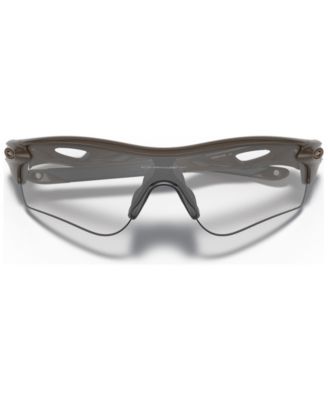 Men's Low Bridge Fit Sunglasses, OO9206 RadarLock Path 38