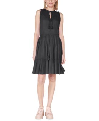 Black Tape - Women's Printed Split-Neck Sleeveless Shift Dress