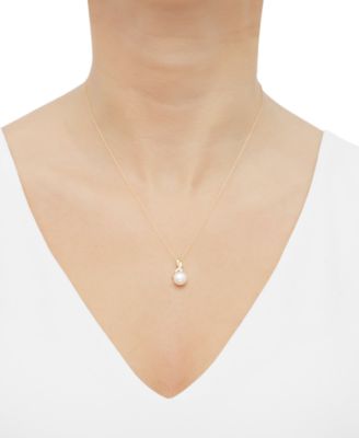 Cultured Freshwater Pearl (8mm) & Diamond (1/10 ct. t.w.) 18 Pendant Necklace in 10k Gold