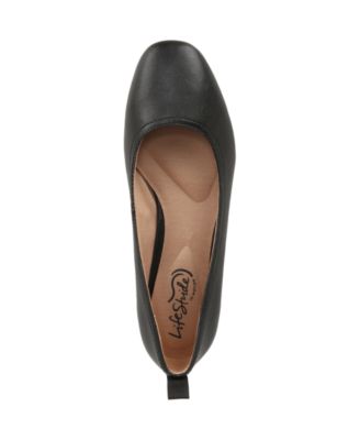 Women's Cameo Ballet Flats