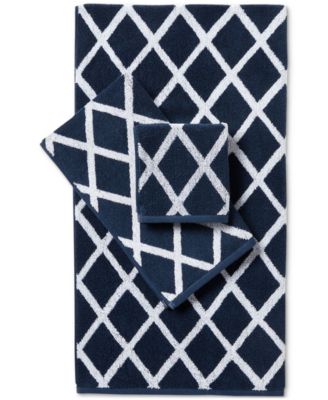 Sanders Diamond Cotton Hand Towel, 16" x 30"