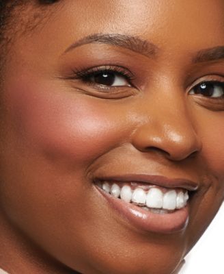 Skin Perfecting Powder Blushing Act