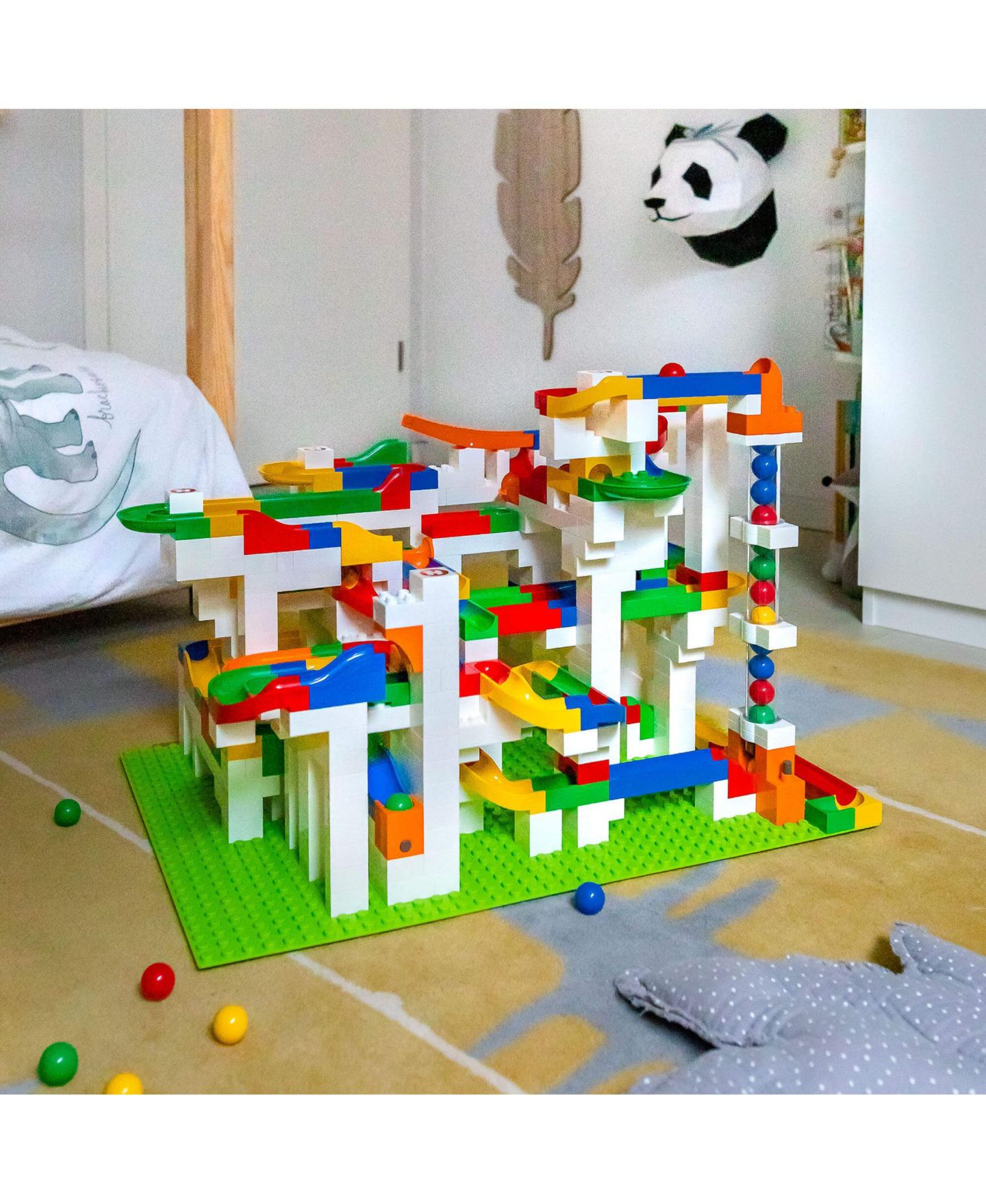 Детский конструктор Hubelino Mega Building Box - 585 Piece Deluxe Marble Run — фото 3
