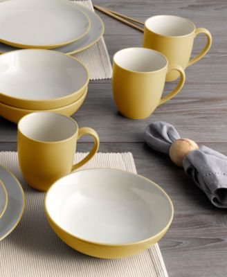 Colorwave Coupe 16 Pc. Dinnerware Set, Service for 4