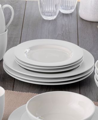 Colorwave Rim 16-Pc. Dinnerware Set, Service for 4