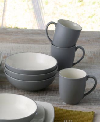 Colorwave Square 16 Pc. Dinnerware Set, Service for 4