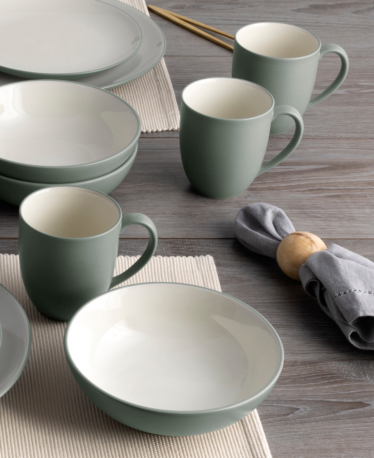 NORITAKE COLORWAVE COUPE 16 PC. DINNERWARE SET, SERVICE FOR 4 