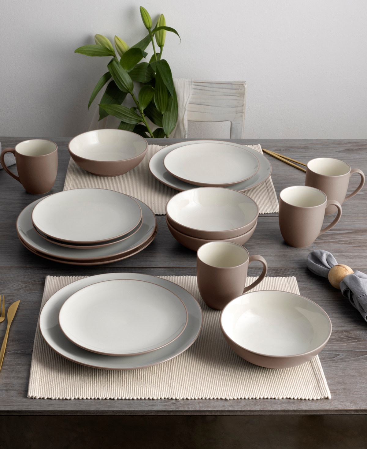 NORITAKE COLORWAVE COUPE 16 PC. DINNERWARE SET, SERVICE FOR 4 