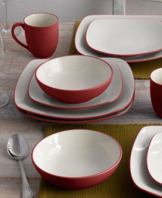 Colorwave Square 16 Pc. Dinnerware Set, Service for 4