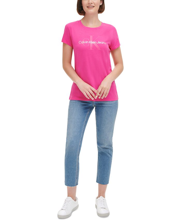 Calvin Klein Jeans Women\'s Macy\'s Monogram Logo - T-Shirt Iconic Short-Sleeve