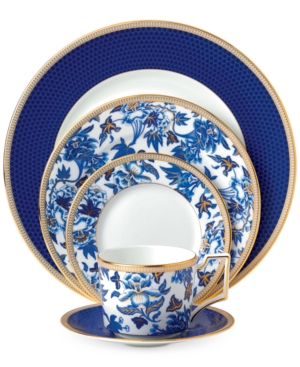 Wedgwood Hibiscus 5-pc. Place Setting