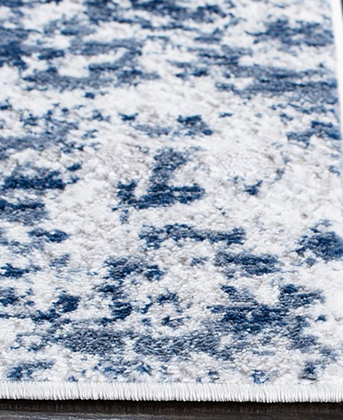 Safavieh Amelia ALA705 4' Area Rug - Gray