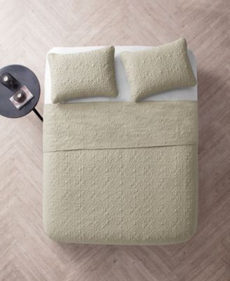 Caroline Embossed 3-Pc. Quilt Set, King