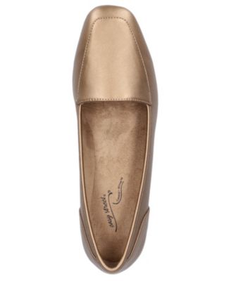 Women's Thrill Square Toe Flats