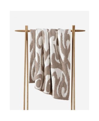 Casablanca Throw, 52" x 75"