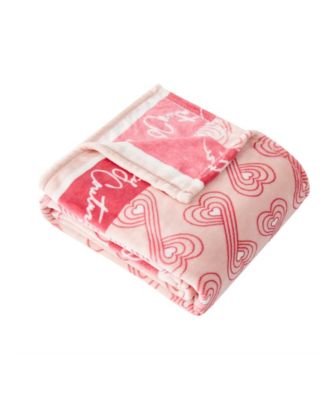 Juicy Couture - Juciy Couture Geo Hearts 50" x 70" Plush Throw