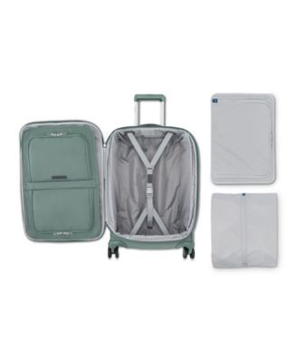 Elevation Plus Softside Carry on Expandable Spinner