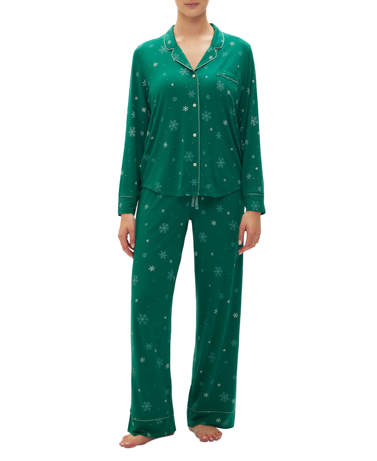GapBody Women's 2-Pc. Notched-Collar Long-Sleeve Pajamas Set - Apple Green Snowflake