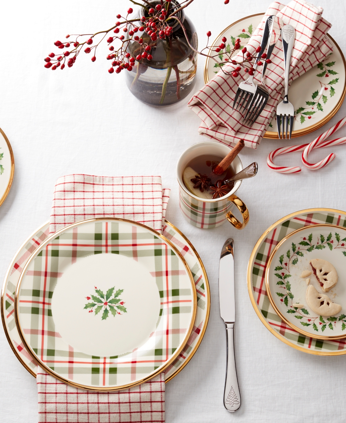 Lenox Holiday Plaid Porcelain Dinner Plates, Set of 4 - Red  Green And Ivory