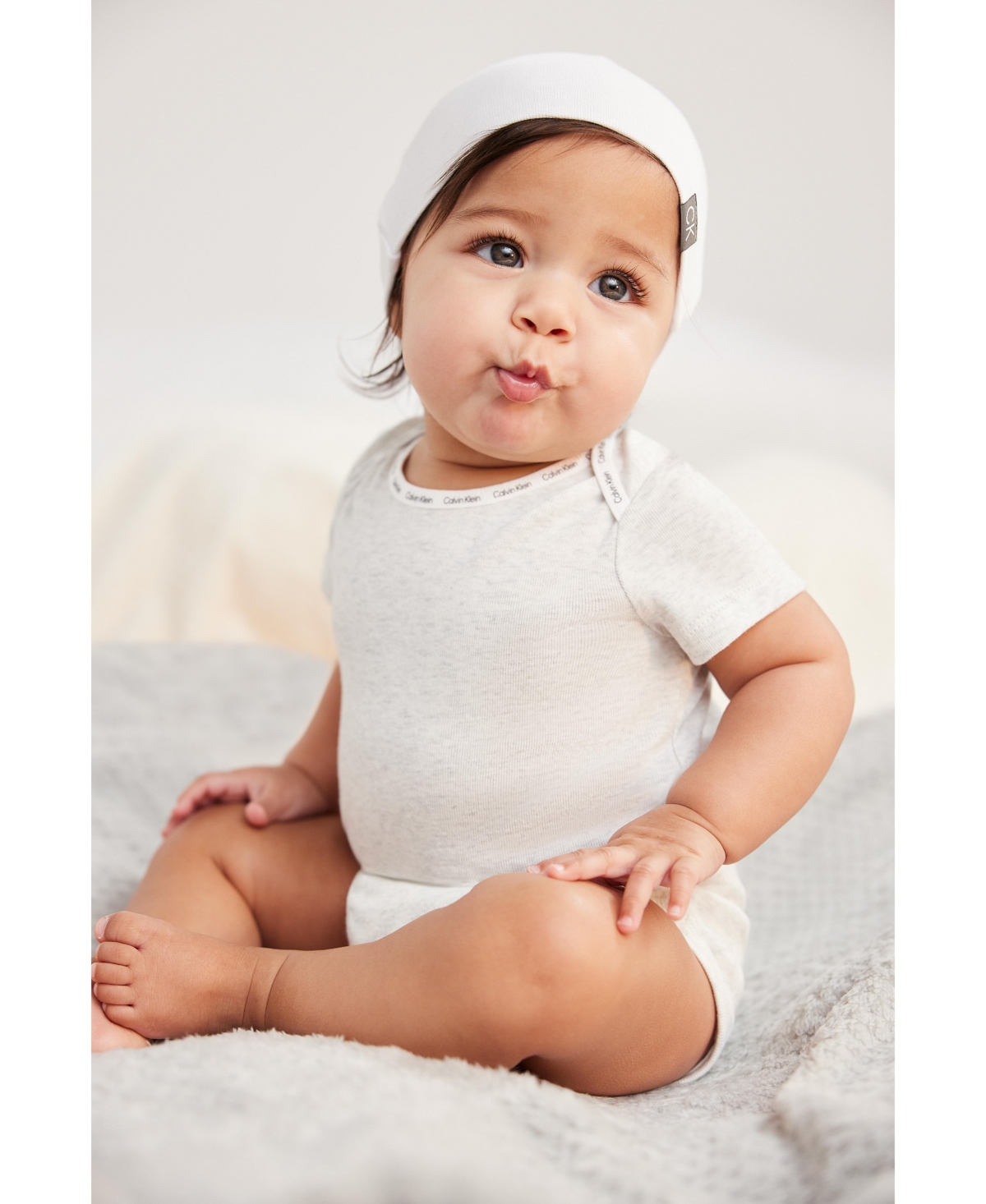 Calvin Klein Baby Boys or Girls Organic Cotton Short Sleeve Bodysuits, Pack of 5