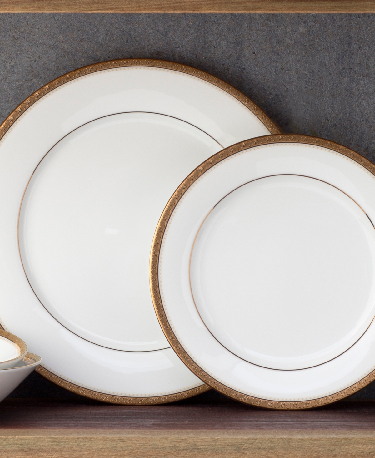Noritake Charlotta Platinum 12 Piece Set, Service For 4 In Gold