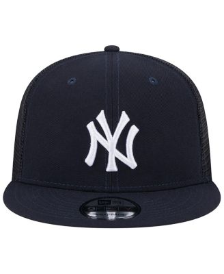 Men's Navy New York Yankees Team Color Trucker 9FIFTY Snapback Hat