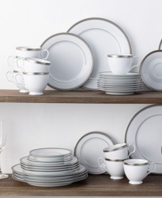 Charlotta 60 Piece Dinnerware Set, Service for 12