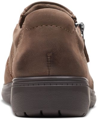 Women's Carleigh Ray Round-Toe Side-Zip Shoes