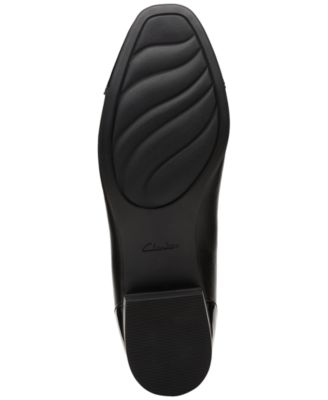 Women's Juliet Step Slip-On Cap-Toe Flats