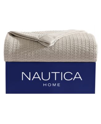 Nautica