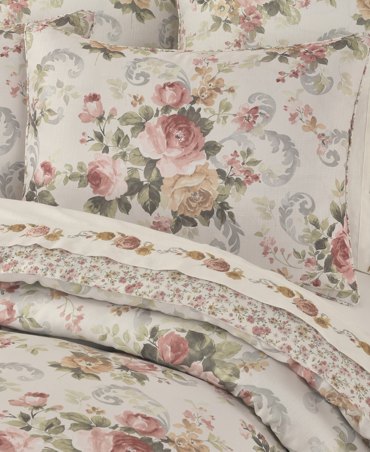 Royal Court Chablis 4 Piece Comforter Set