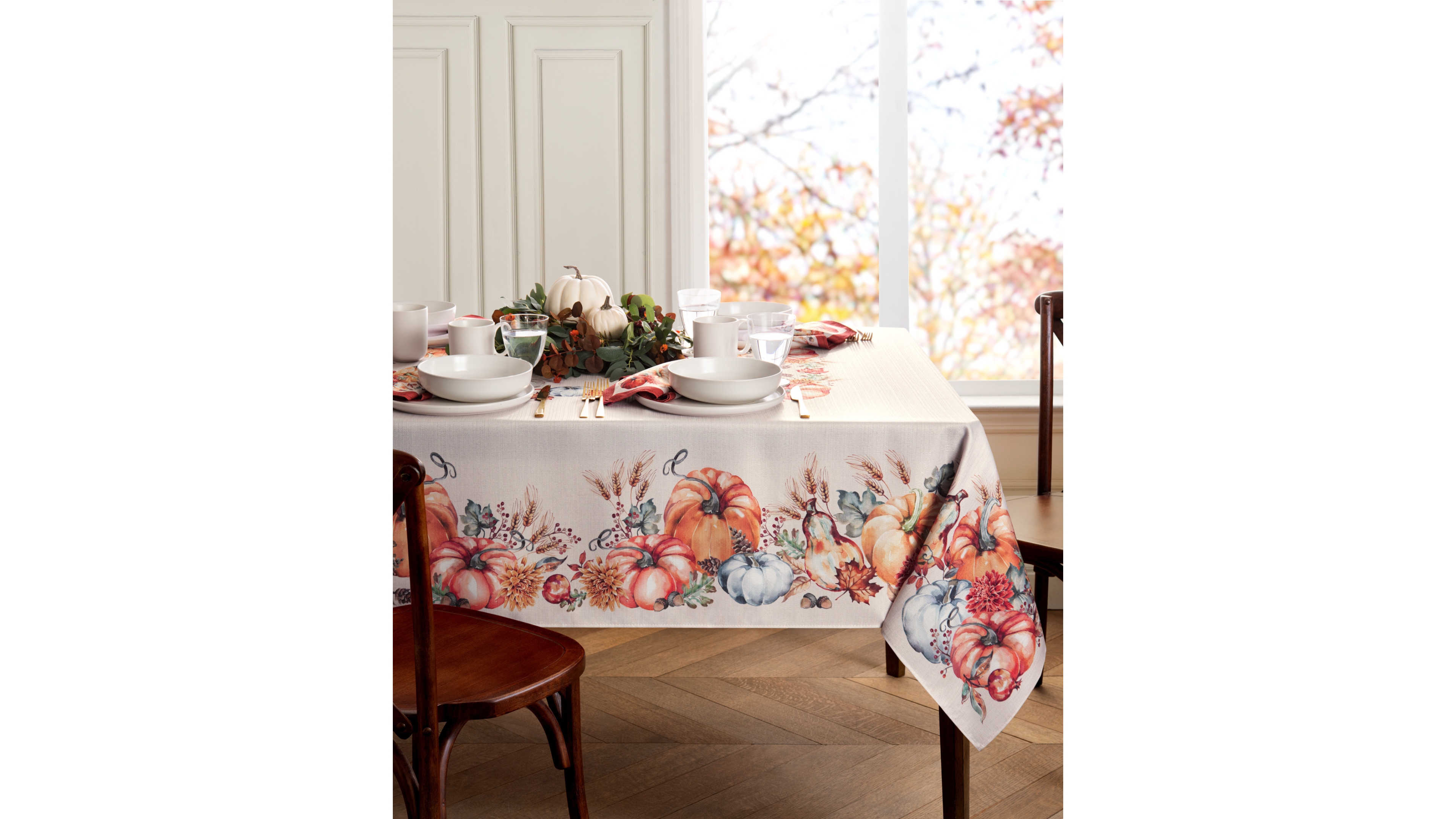 Elrene Botanical Harvest Pumpkin Engineered Tablecloth, 60" x 144"
